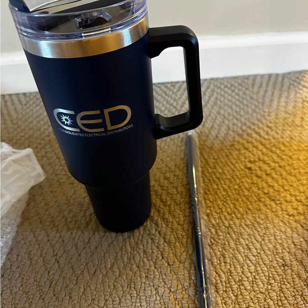 Double Wall Vacuum Stainless Steel Travel Mug - Picture 5 of 5